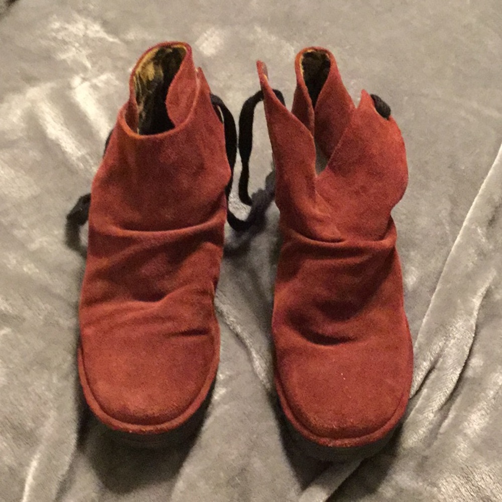Fly London burgundy booties sz 10